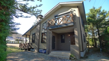 【軽井沢】 アカシヤ通り別荘地