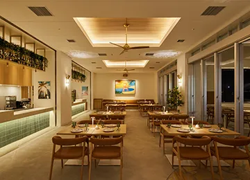 1階レストラン「AERO BEACH TABLE」